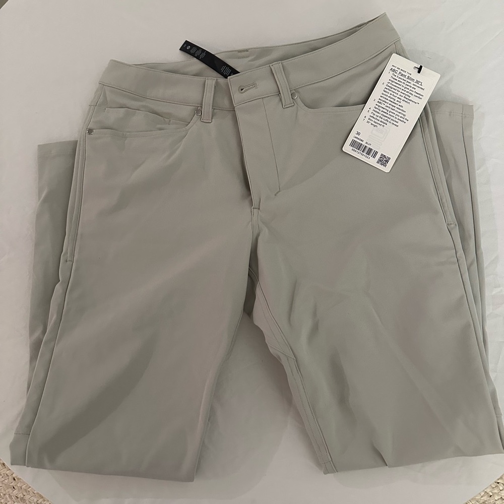 Lululemon 30/30 ABC Slim Fit Chinos - BNWT